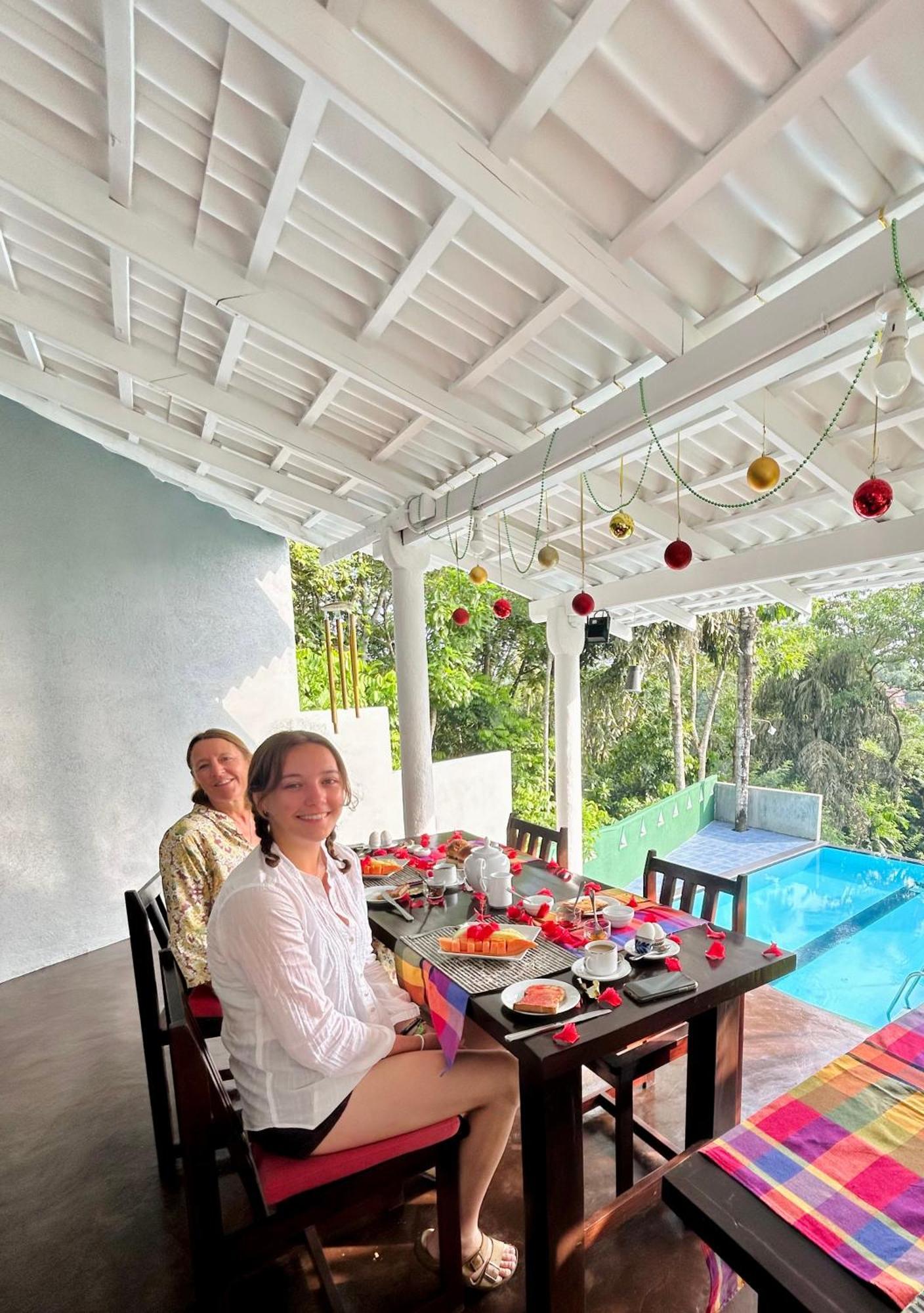 Green Hill Paradise Villa Унаватуна Экстерьер фото