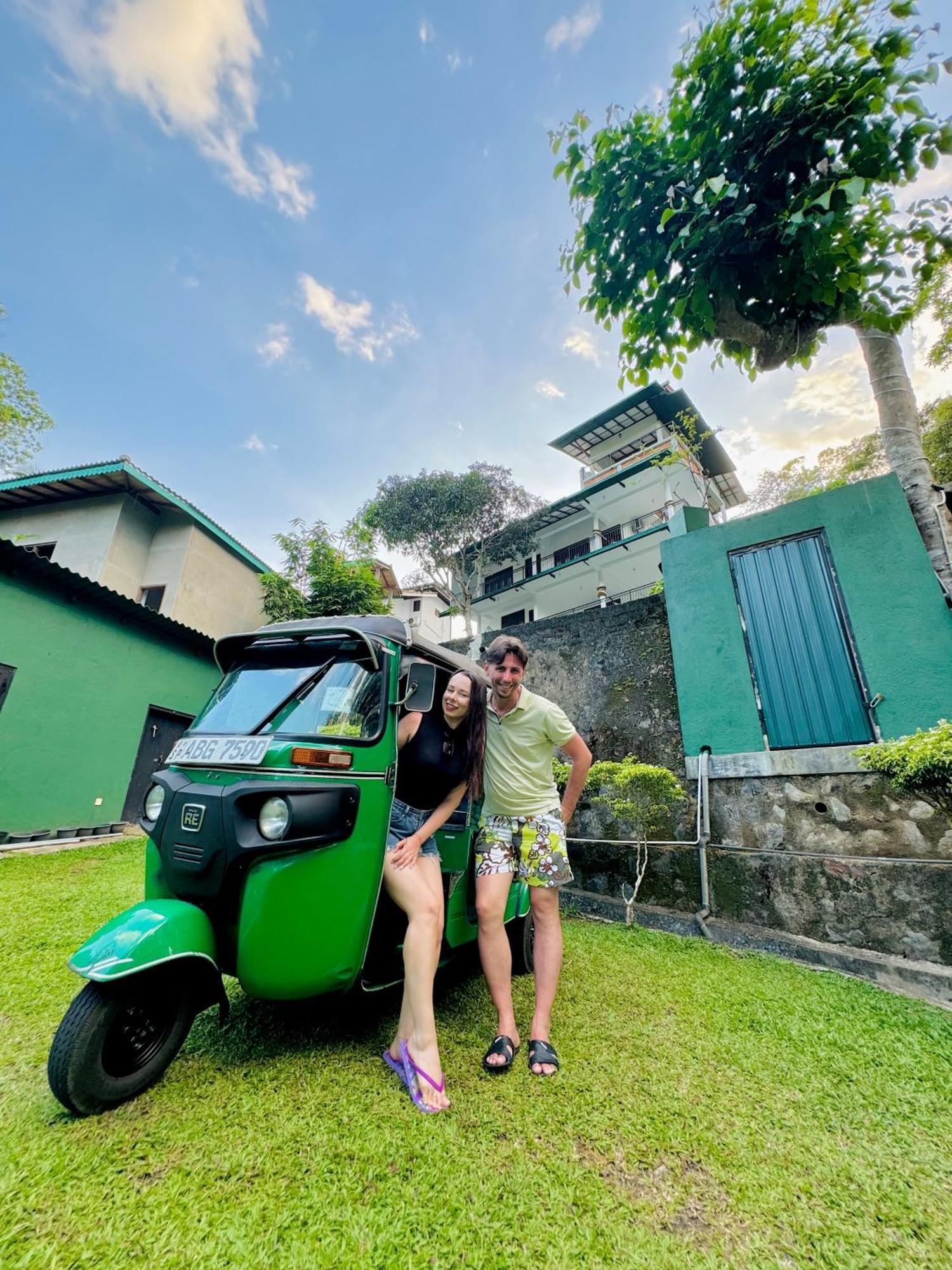 Green Hill Paradise Villa Унаватуна Экстерьер фото
